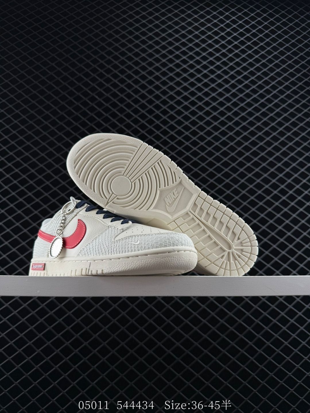 Travis Scott x Air Jordan 1 ” Reverse Mocha “